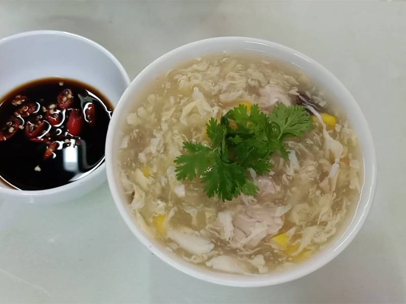Thành phẩm món súp cua óc heo truyền thống