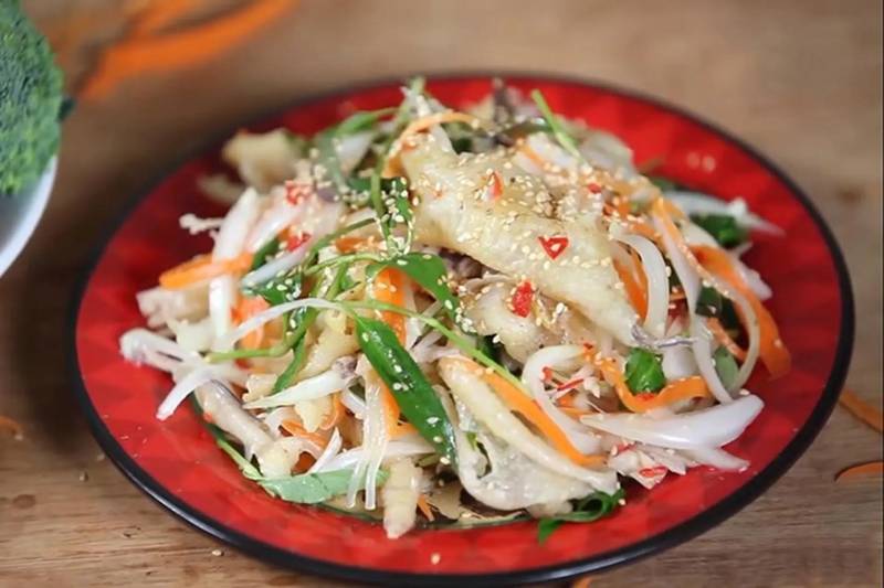 Nộm chân gà rút xương chua cay