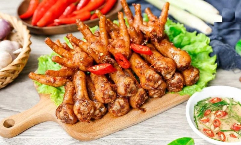 Chân gà rút xương nướng ngũ vị thơm lừng