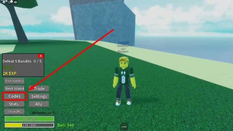 Giao diện Roblox hướng dẫn mở mục nhập code bằng mũi tên đỏ
