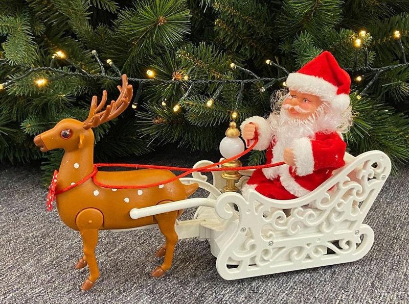 Mô hình ông già Noel cưỡi xe tuần lộc