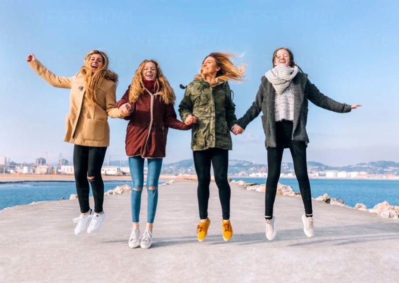 Biệt danh bạn thân nữ bằng tiếng Anh trên Messenger cực hay và cá tính