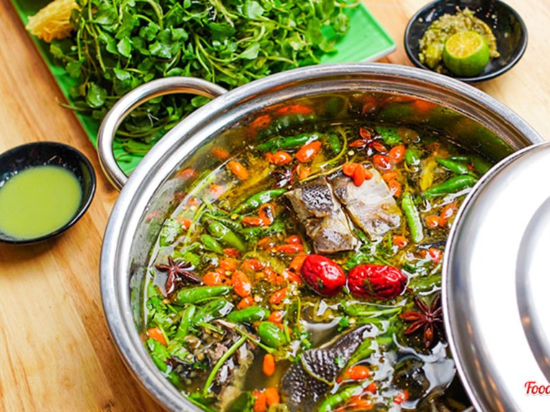 Gà ác nấu ớt hiểm cay nồng, thơm ngon