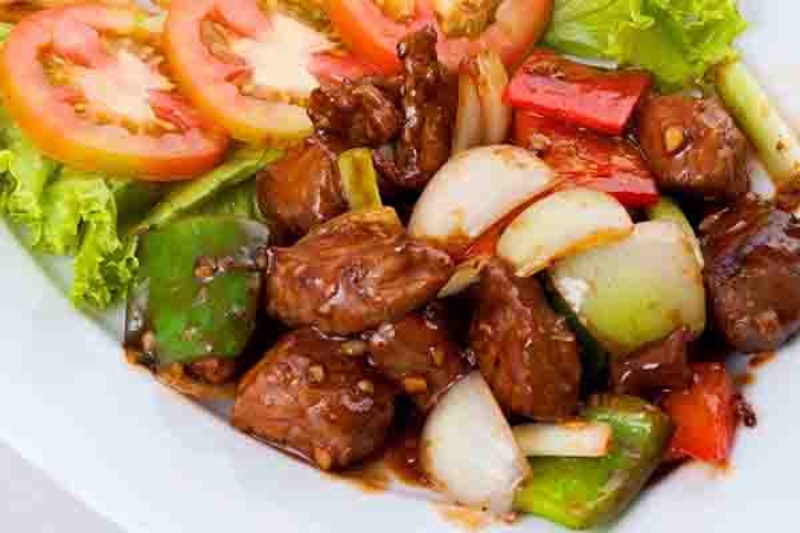 Món gầu bò xào rau củ