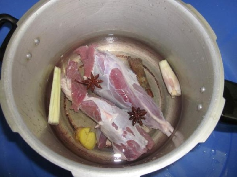 Luộc gầu bò