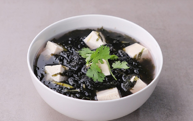 Món canh rong biển