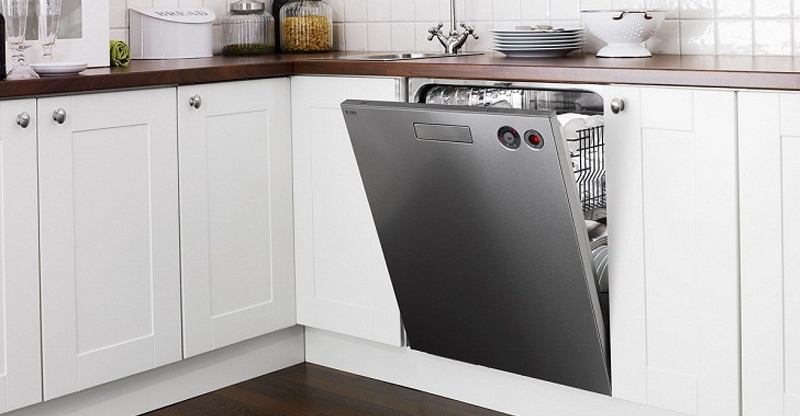 máy rửa bát âm tủ trong bếp