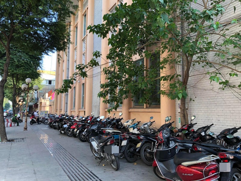 Bãi gửi xe