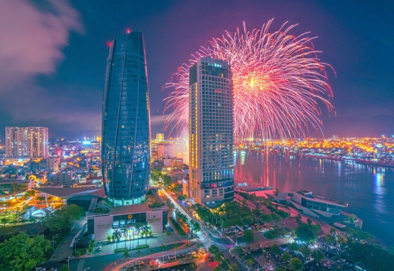 Pháo hoa rực rỡ tại đà nẵng