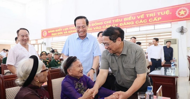 Lãnh đạo nhà nước gặp gỡ, tri ân các bà mẹ Việt Nam anh hùng