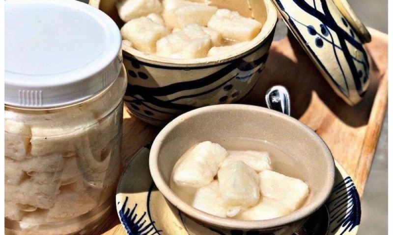 Cơm rượu lên men thủ công