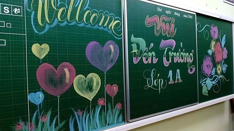 Mẫu trang trí bảng 20/11 chủ đề “Nâng bước” ấn tượng