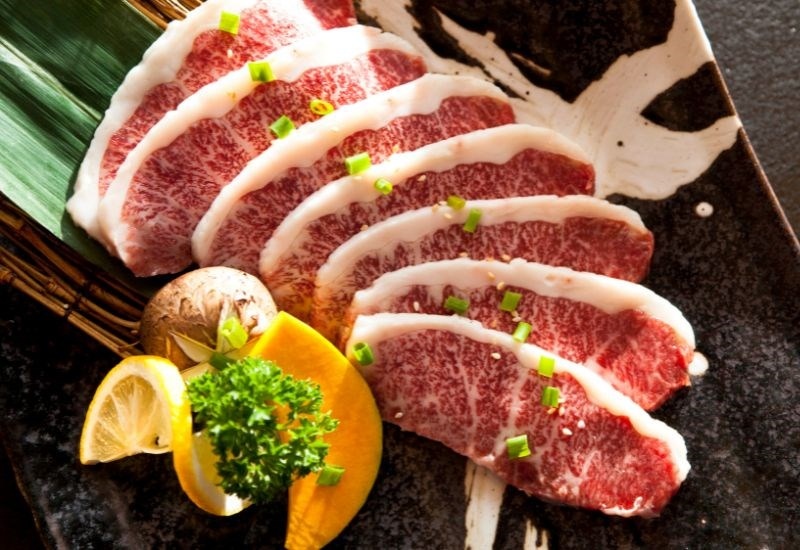 ăn kết hợp mỡ bò cùng với các thực phẩm khác