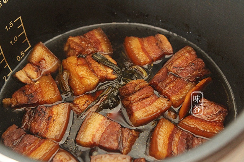 Thịt kho trứng