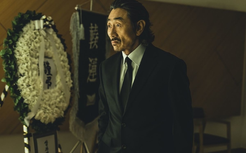 tạo hình Huh Joon Ho trong vai Lee Ju Un