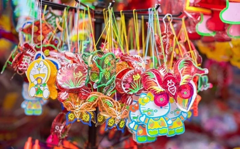 Đèn lồng Trung thu hình các nhân vật hoạt hình