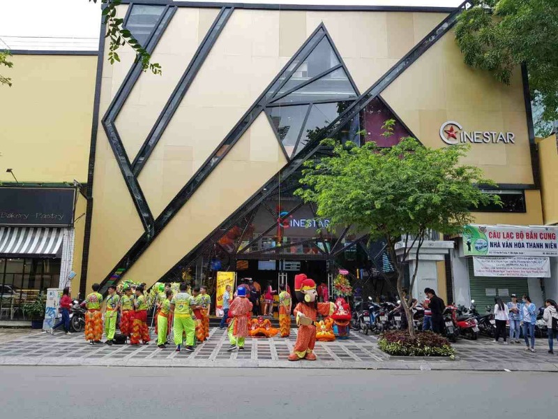 rạp tọa lạc tại Phường Bến Nghé, Quận 1