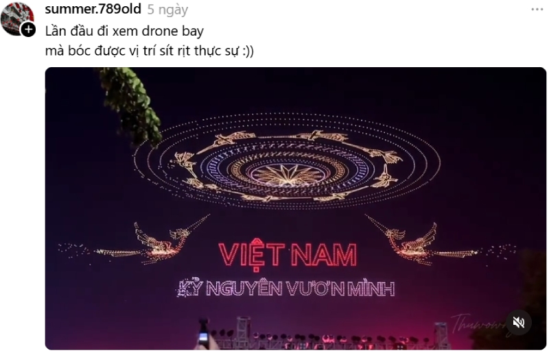 Sít rịt vị trí đứng xem drone