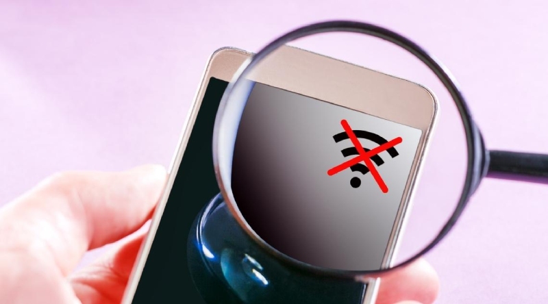 Điện thoại mất kết nối Wi-Fi với biểu tượng Wi-Fi bị gạch chéo