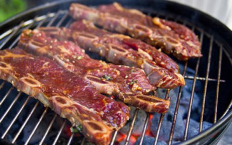 Món sườn bò nướng