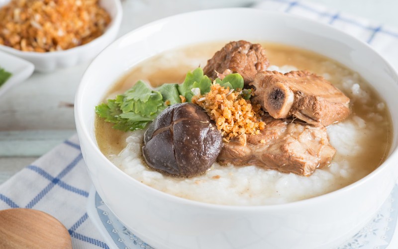 Cháo sườn bò và đậu xanh