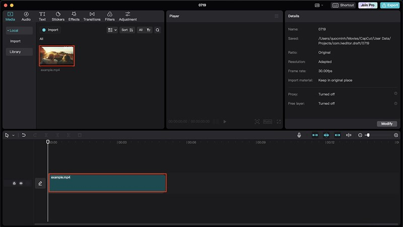 Video được nhập vào timeline chỉnh sửa trong CapCut