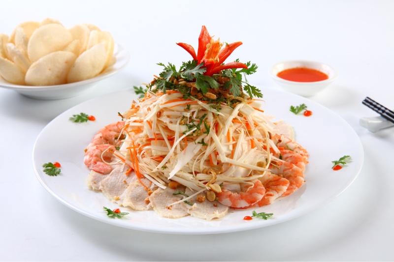 Món gỏi củ hủ dừa tôm thịt