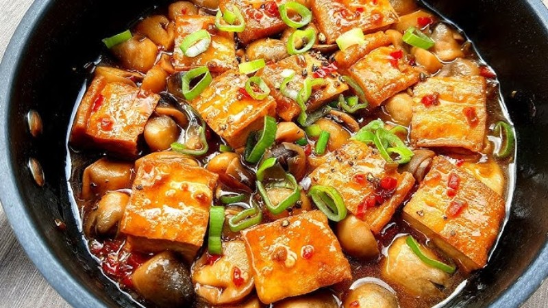 Món đậu hũ rim nước dừa