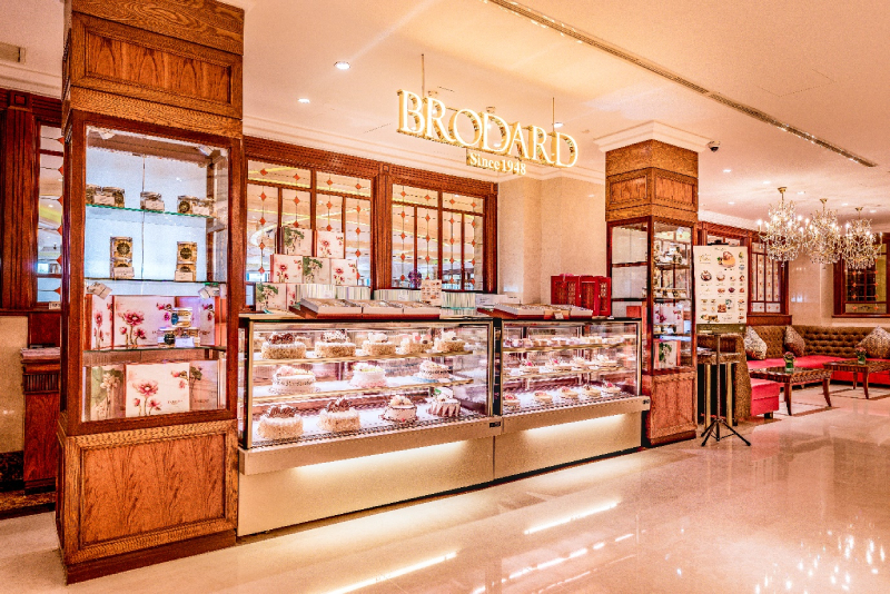 Không gian sang trọng và hiện đại tại Brodard Bakery