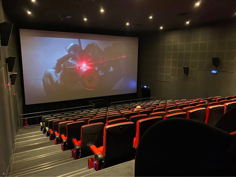 CFV Vincome Mega Mall Grand Park với phòng chiếu hiện đại