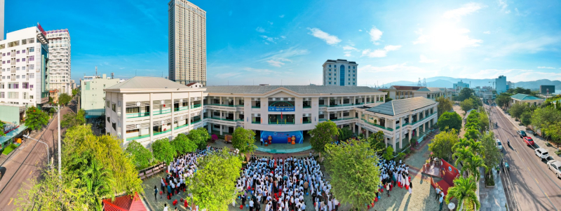 Hình ảnh toàn cảnh của trường chuyên Lê Quý Đôn