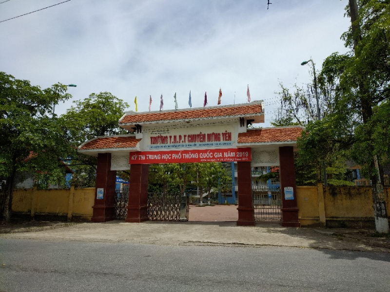 Toàn cảnh trường chuyên THPT Hưng yên