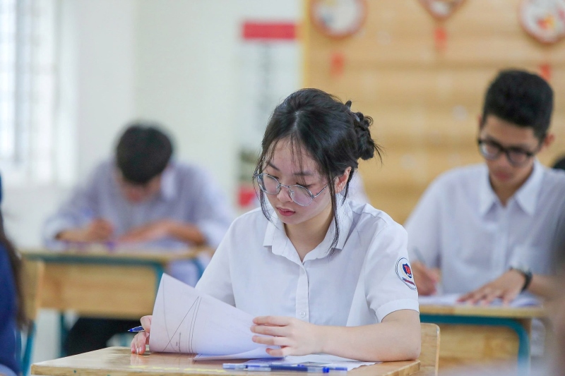 Thí sinh làm bài thi