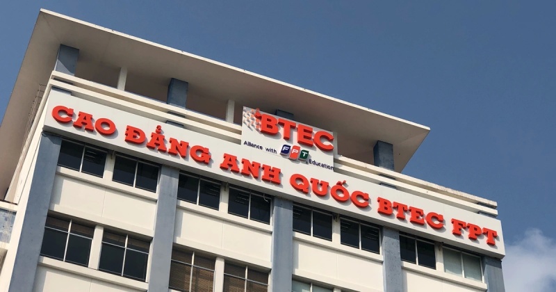 Tòa nhà tại trường cao đẳng anh quốc FPT