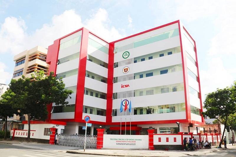 Khuôn viên Trường Trung cấp Đông Dương