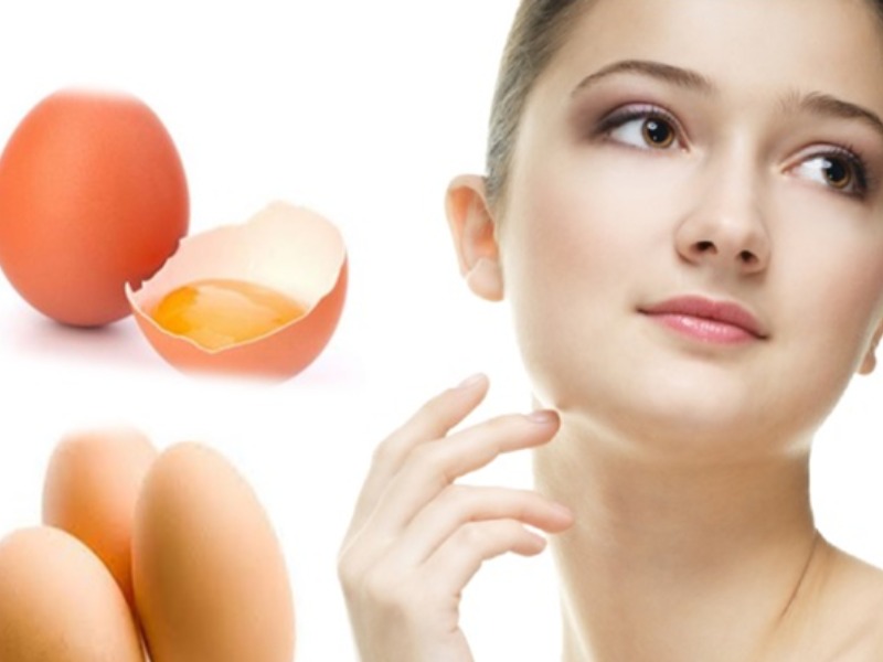 Vỏ trứng gà tác dụng loại bỏ mụn đầu đen