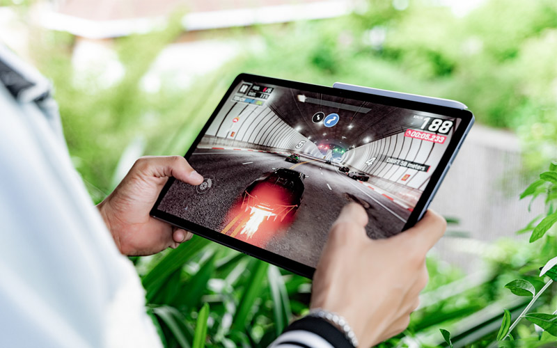 Samsung Galaxy Tab S10 Plus có độ sáng màn hình 12.4 inch