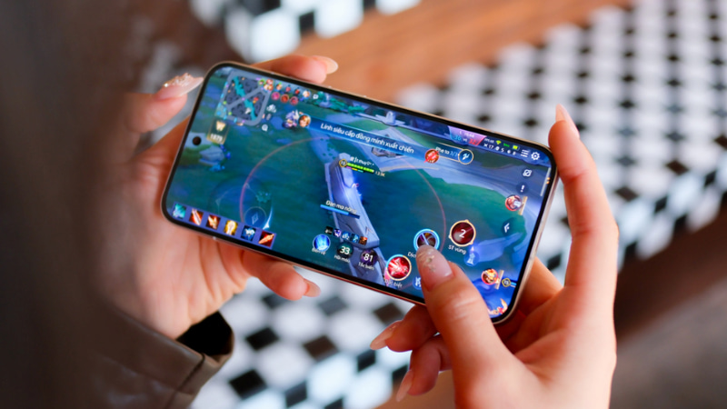 So sánh hiệu năng OPPO Reno15 và Reno15 F