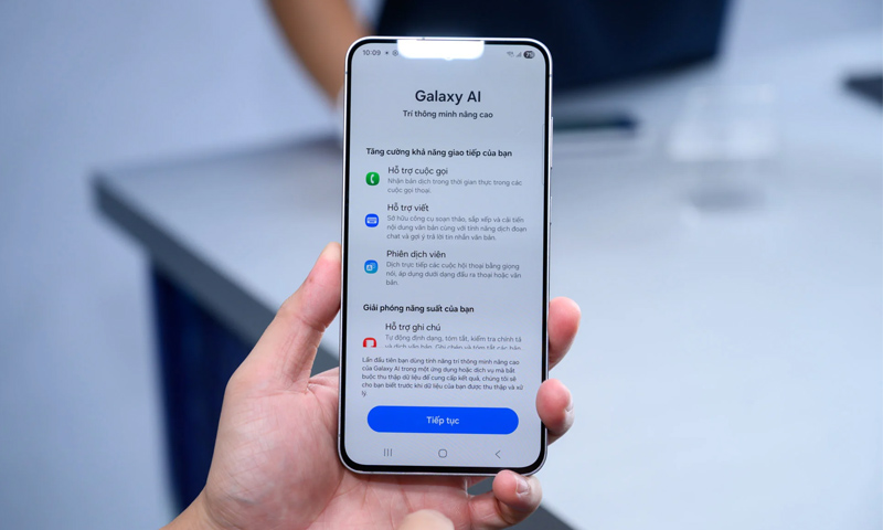 Samsung mang đến trải nghiệm AI chuyên sâu hơn OPPO Reno15 F