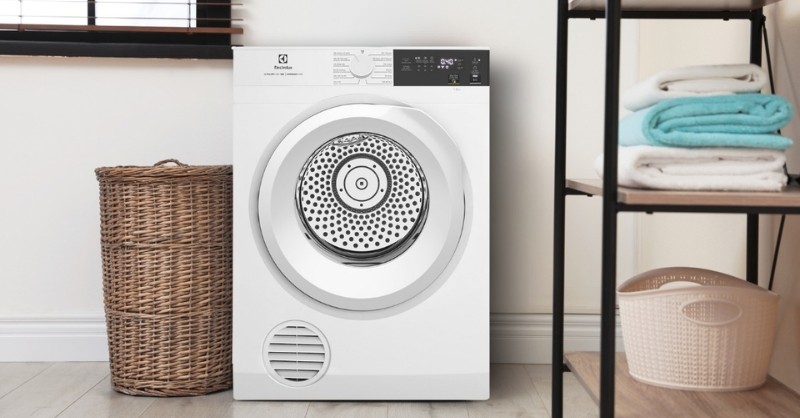 Máy sấy quần áo thông hơi Electrolux