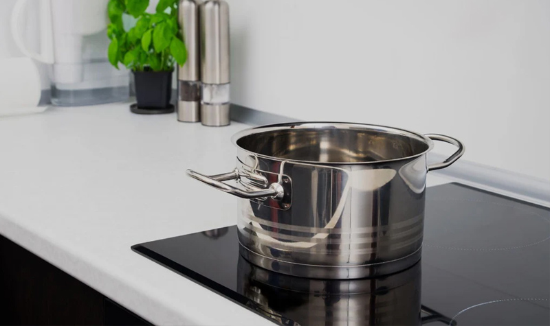 Cảnh báo khi nồi không chứa thực phẩm hạn chế biến dạng đáy nồi 