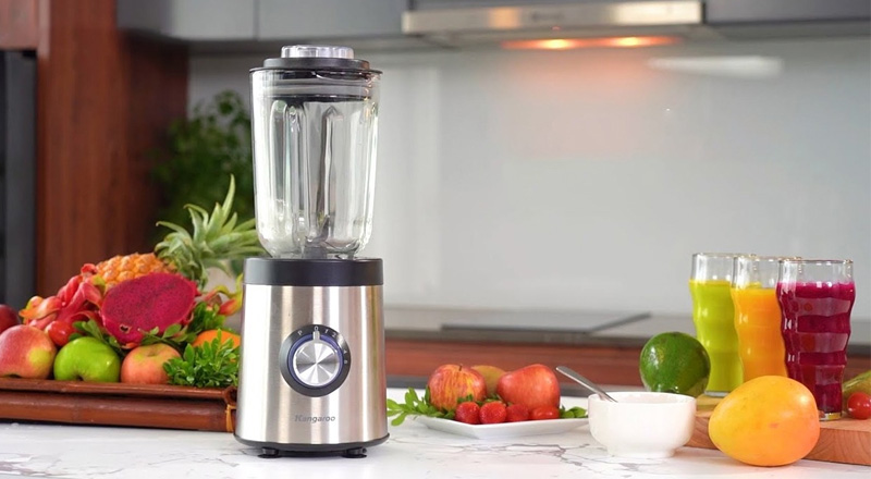 Chọn mua máy xay sinh tố dựa trên thiết kế, chất liệu