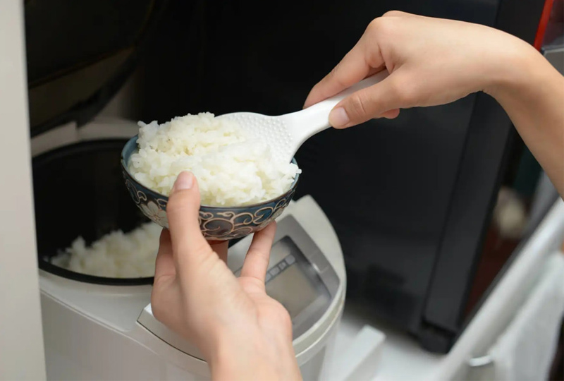 Mua nồi cơm điện cần cân nhắc dung tích