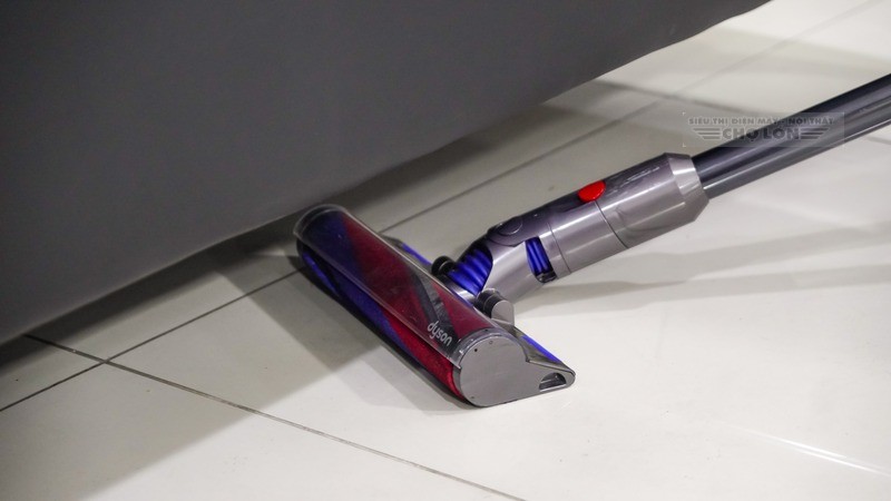 Dyson V12s Detect Slim Submarine Complete hút sạch bụi bẩn ẩn sâu bên trong