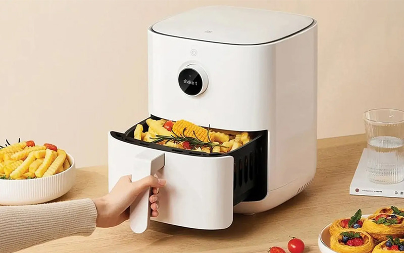 Mở nồi chiên không dầu khi đang vận hành sẽ làm thất thoát nhiệt
