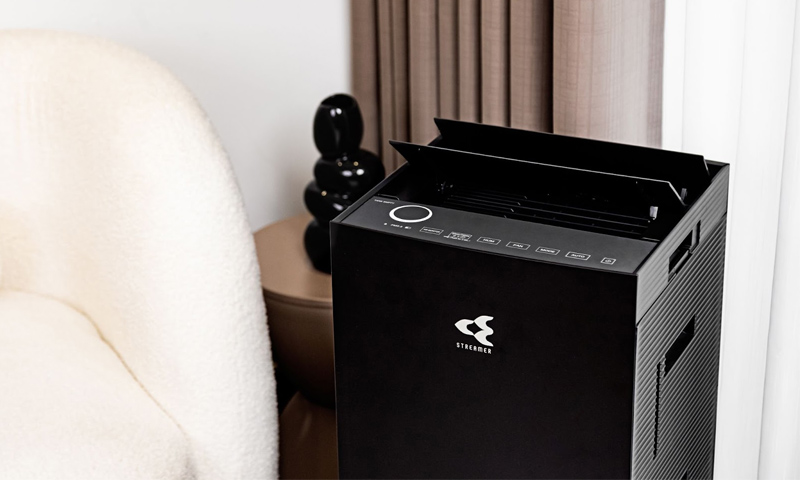 Lắp lại tất cả bộ phận và khởi động lại máy lọc không khí Daikin