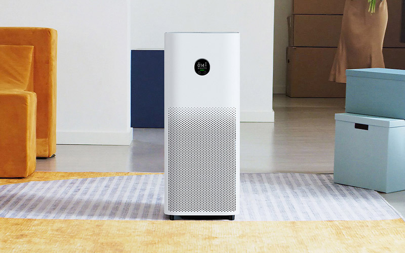 Ngắt nguồn điện trước khi vệ sinh máy lọc không khí Xiaomi