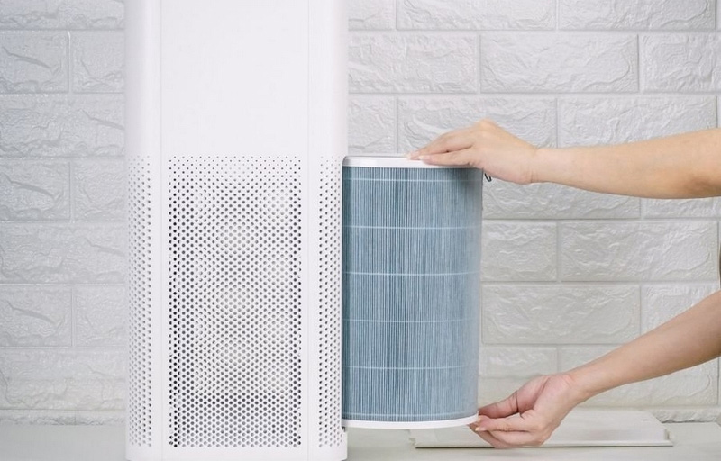 Đợi tất cả bộ phận của máy lọc khô hoàn toàn, lắp lại đúng vị trí