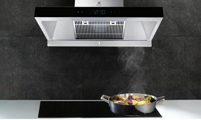 Máy hút mùi Electrolux có lực hút mạnh mẽ