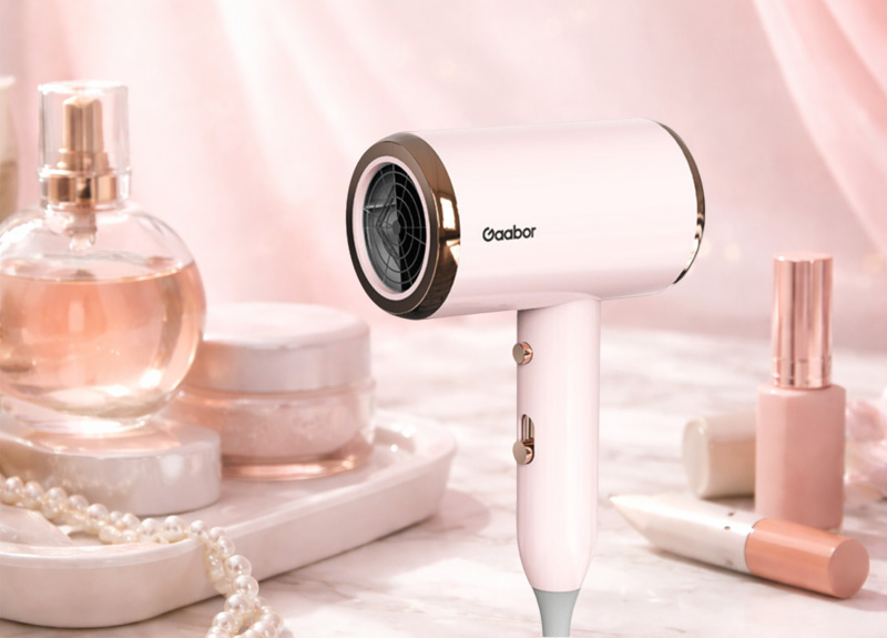 Máy sấy tóc Gaabor tích hợp công nghệ ánh sáng xanh giảm xơ rối tóc